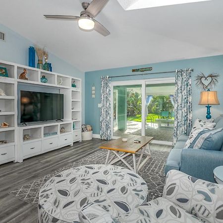 Dog Friendly Home Wprivate Fenced Yard, Garage & Fire Pit Steps To The Beach! 뉴스머나비치 외부 사진
